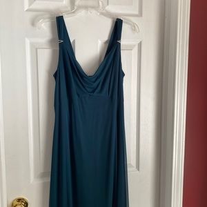 NWT. Sleeveless long blue/green formal dress fits like a 6/8